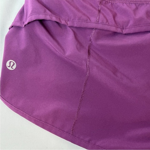 Lululemon Speed Short (2.5") - Marvel  (4-way Stretch 2.5. Size 8 - Picture 7 of 8